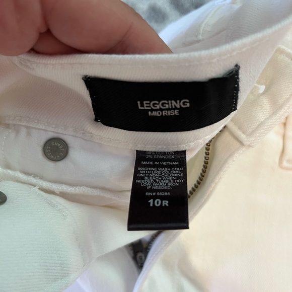 Express Jeans - Picture 3 of 5